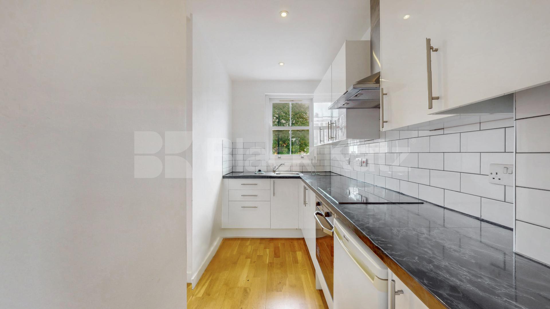 Refurbished Refurbished Two Bedroom Flat in Elegant Period Conversion Rochester Road, Camden